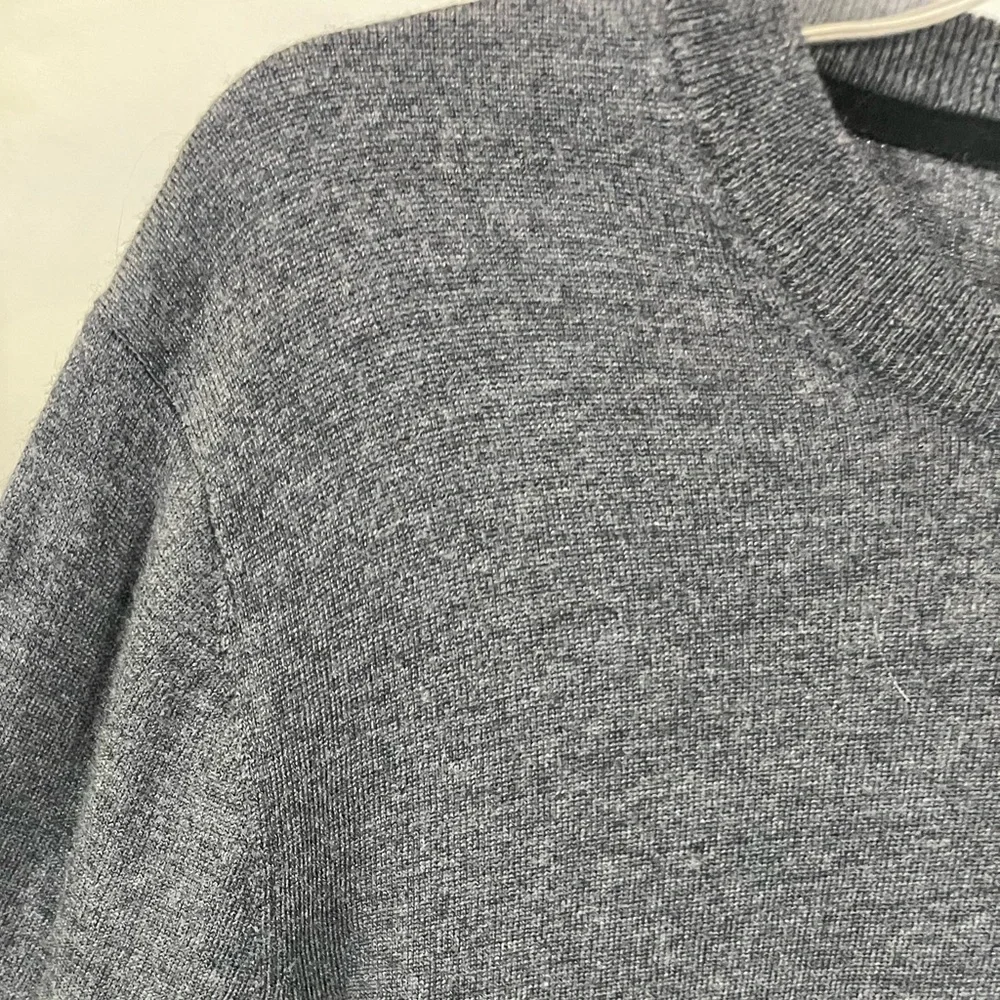 Hickey Golf Men's 100% Merino Wool Gray Pullover Crew Neck Sweater- Size‎ Medium - Picture 4 of 5